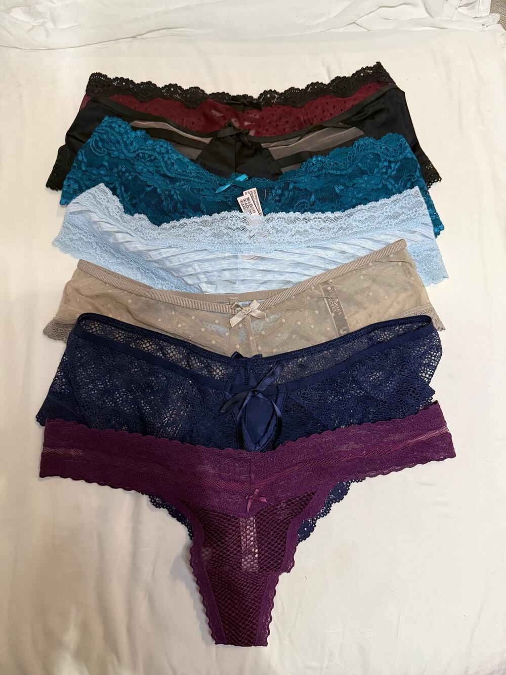 NWOT Victoria’s Secret Vintage Panty Lot Thongs & Cheeky Styles Size M